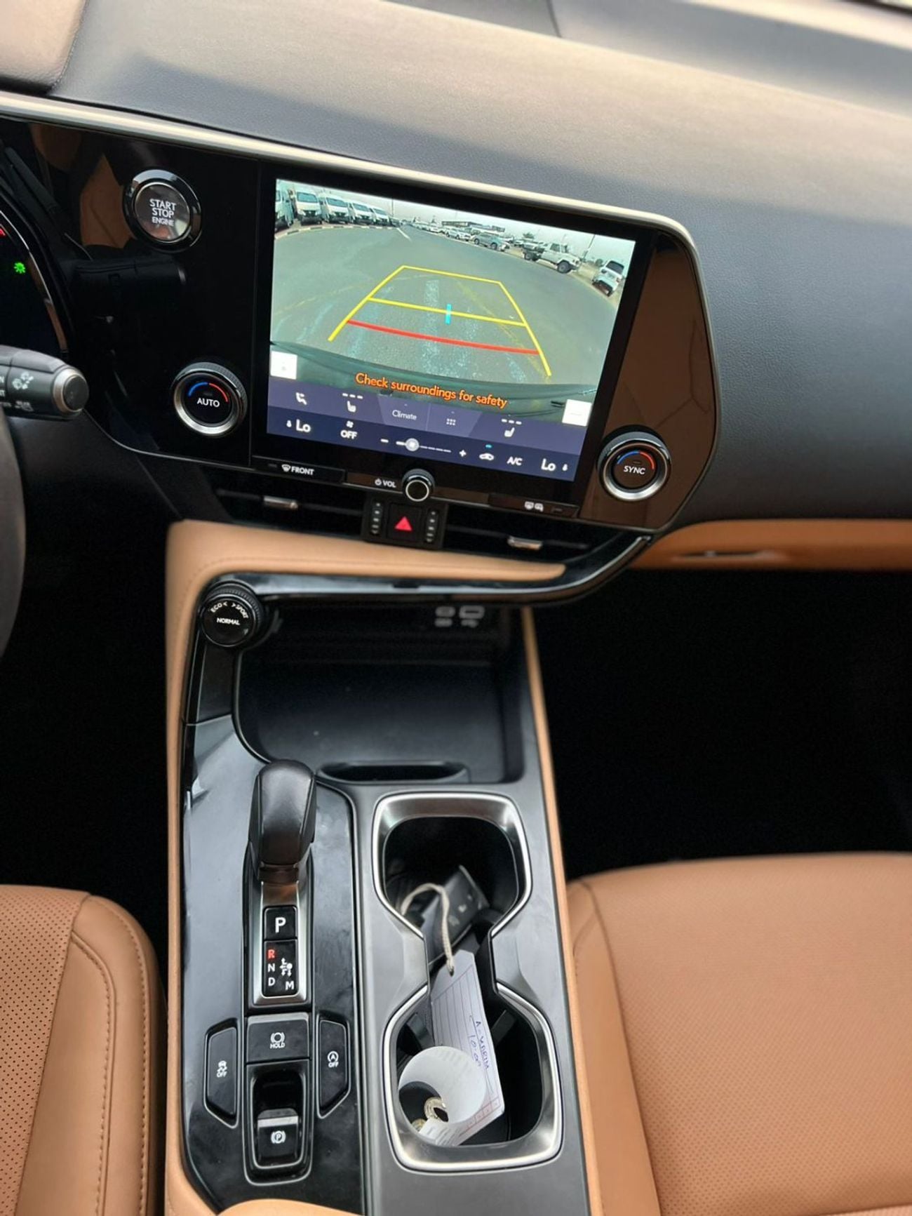 Lexus NX250 PREMIUM (NON GCC) 2024 Lexus NX250 MidOption 2.5L V4 FWD- Rear Camera & Sensor - Leather Seat - Auto Trunk