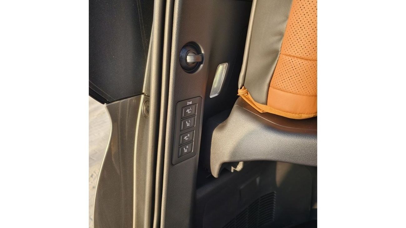 Toyota Alphard 2024 Model Alphard 2.5L Hybrid E-Four 7 Seater