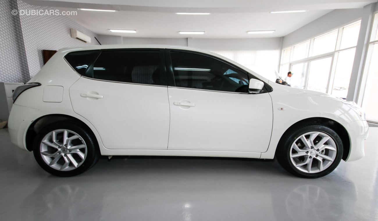 Nissan Tiida 1.8 SV XTRONIC CVT