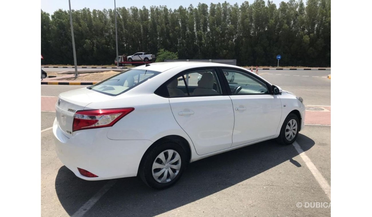 Toyota Yaris 2014 full automatic gcc