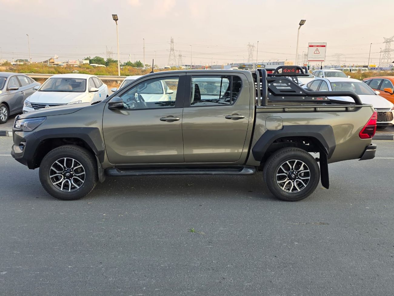 Toyota Hilux Face Lifted to 2024 model diesel 2.8 liter right hand drive automatic only for export available
