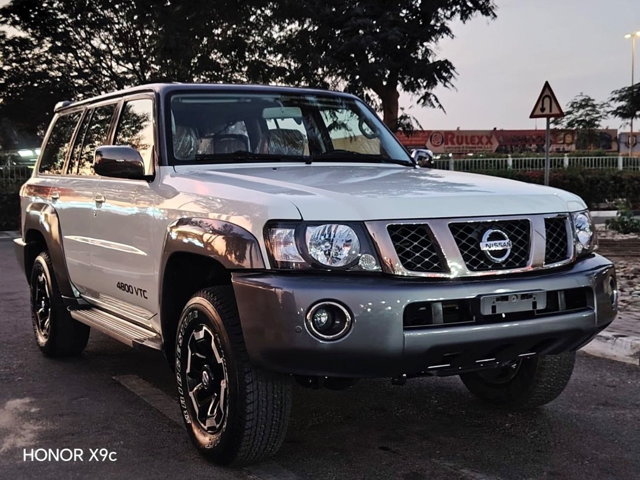 نيسان باترول سوبر سفاري