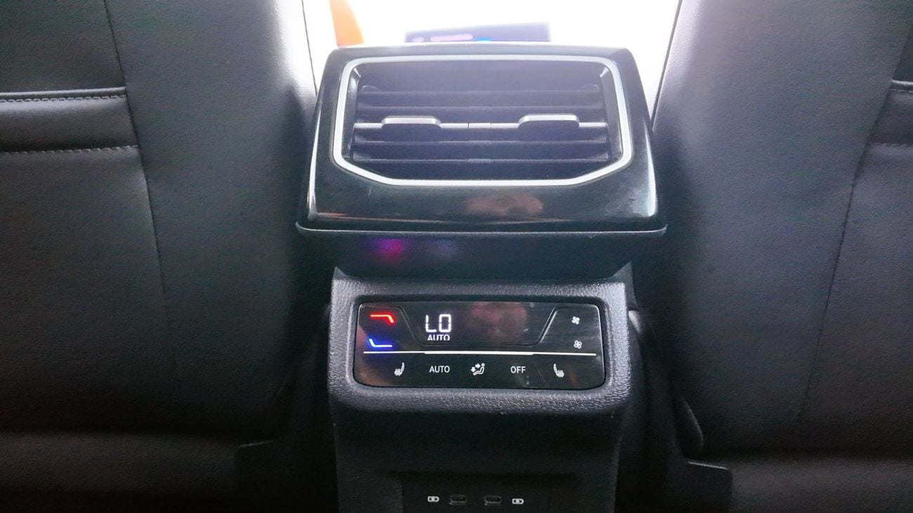 Volkswagen ID.6  CROZZ PRO