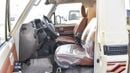 تويوتا لاند كروزر بيك آب 4.0L V6 Petrol Single Cabin  Auto Transmission