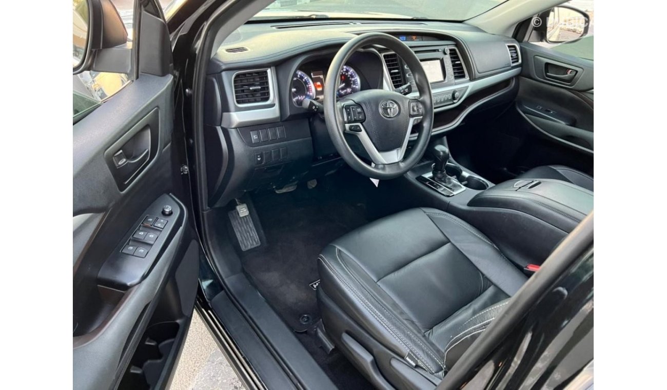 Toyota Highlander “Offer”2019 TOYOTA HIGHLANDER 3.5L - V6 7 SEATER / EXPORT ONLY