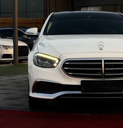 Mercedes Benz E200 PREMIUM