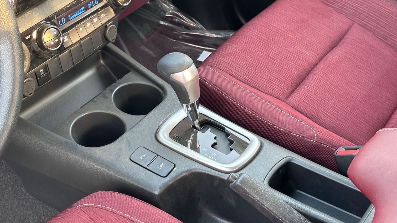 Toyota Hilux GLX 2.7L AT
