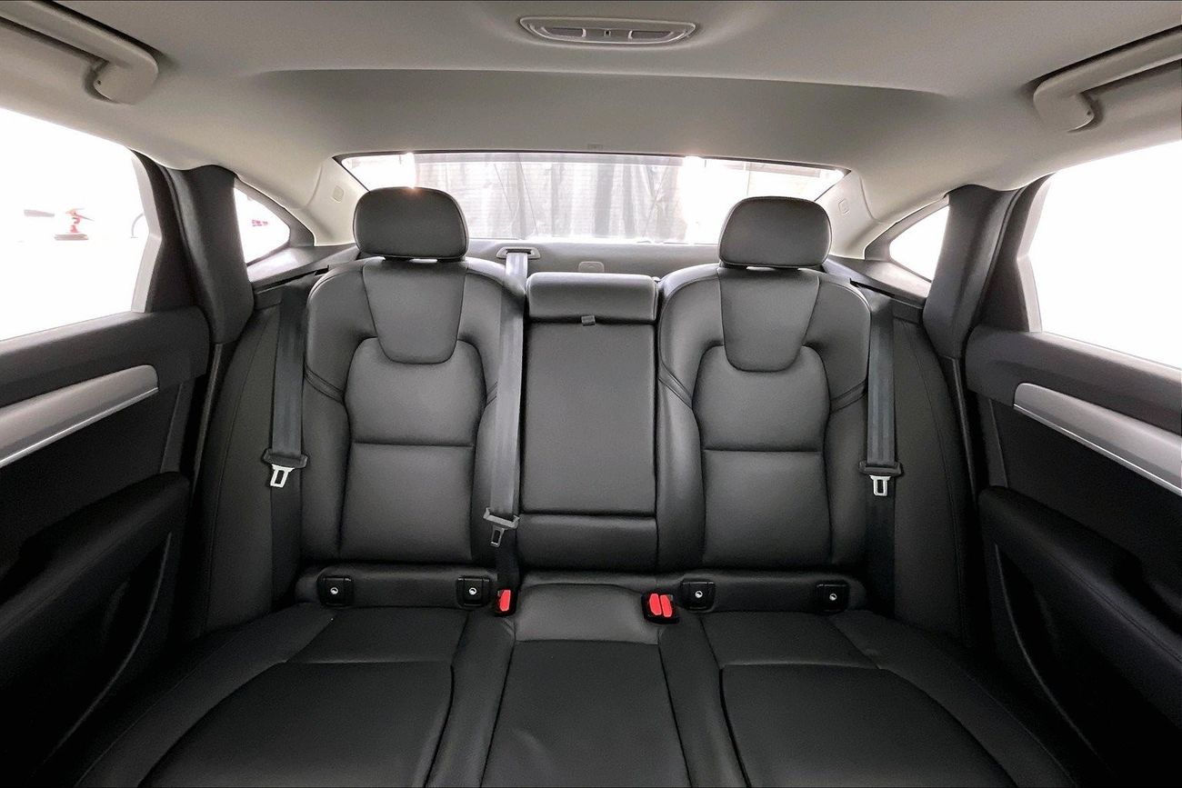 فولفو S90 B5 Momentum | سنة ضمان مجانية | خالية من أضرار الفيضانات