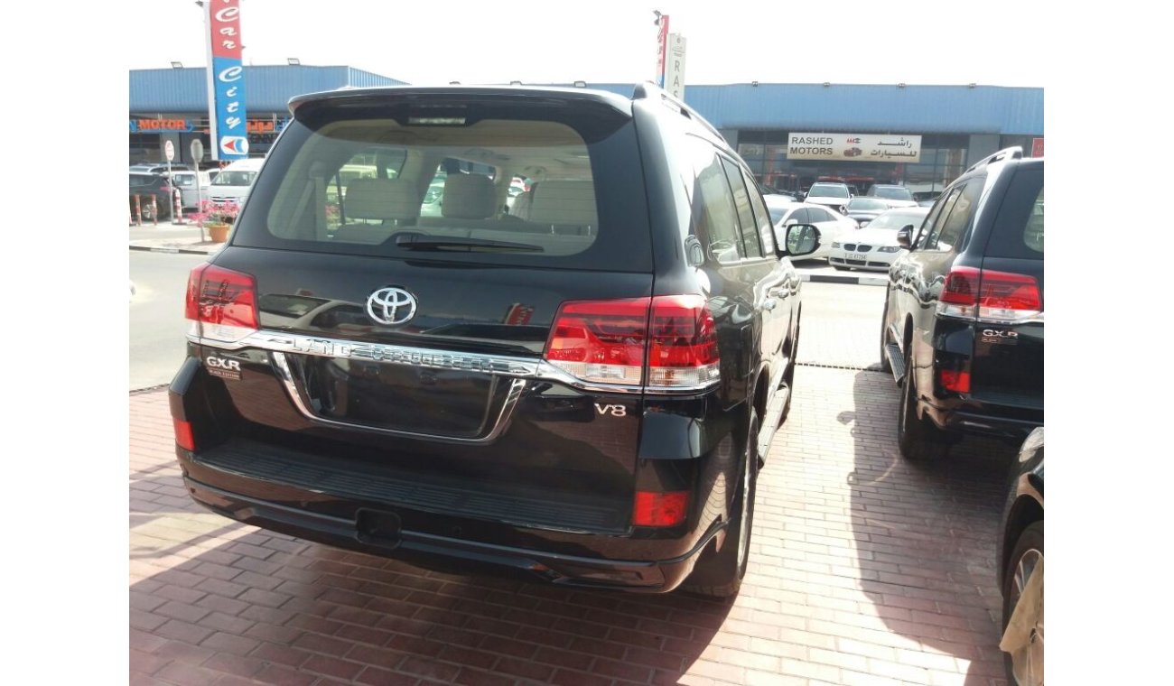 Toyota Land Cruiser V8 GXR BLACK EDITION