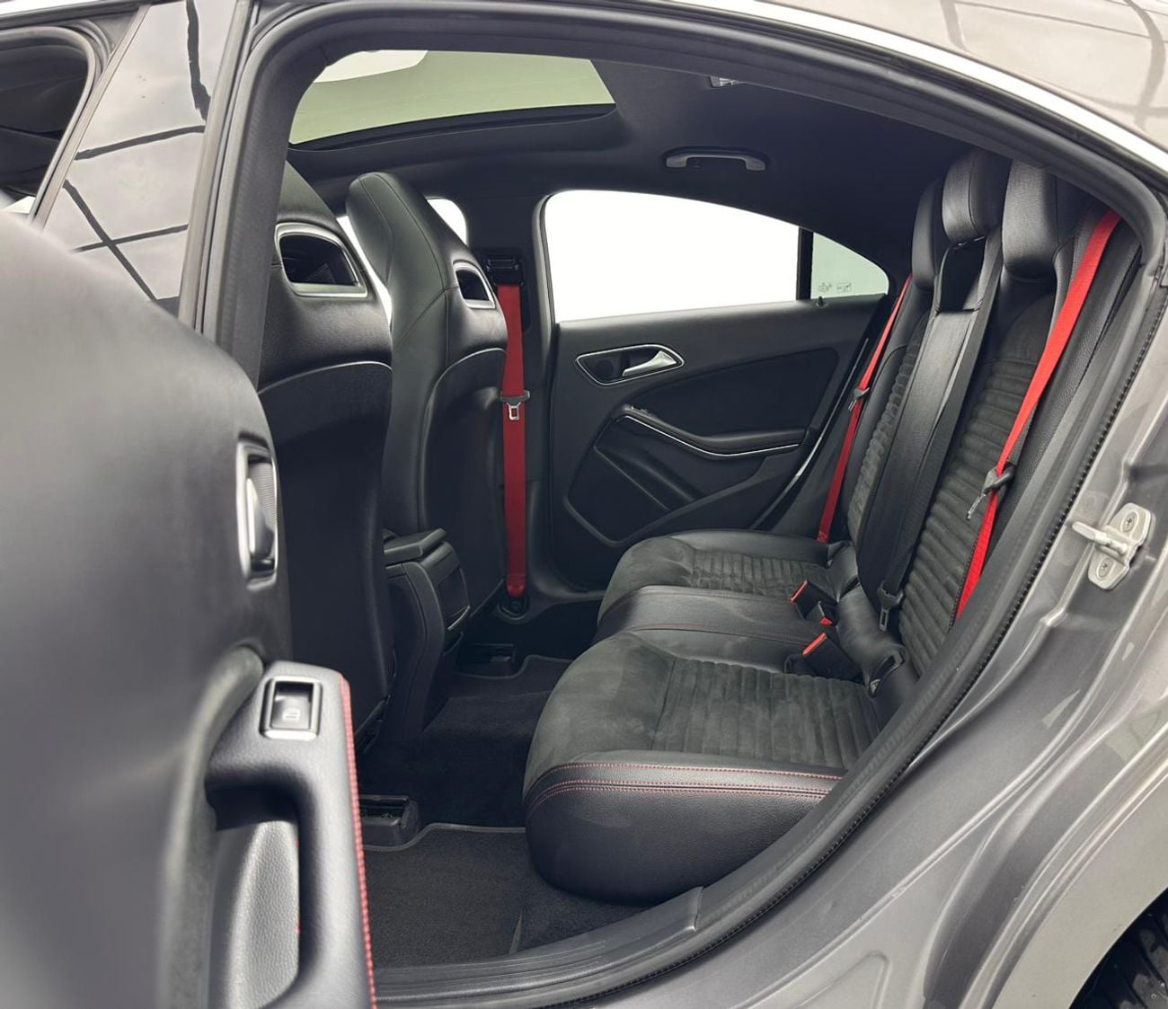 Mercedes Benz CLA250 2018 Mercedes-Benz CLA 250 4Matic Sport, Full Service History, GCC