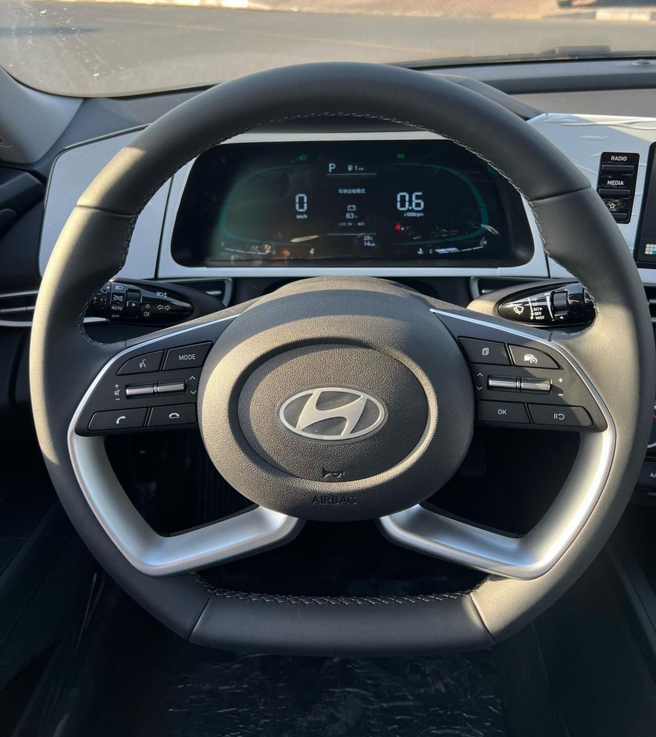 Hyundai Elantra GLS SMART 2025 Hyundai Elantra 1.5L - China - Brand New