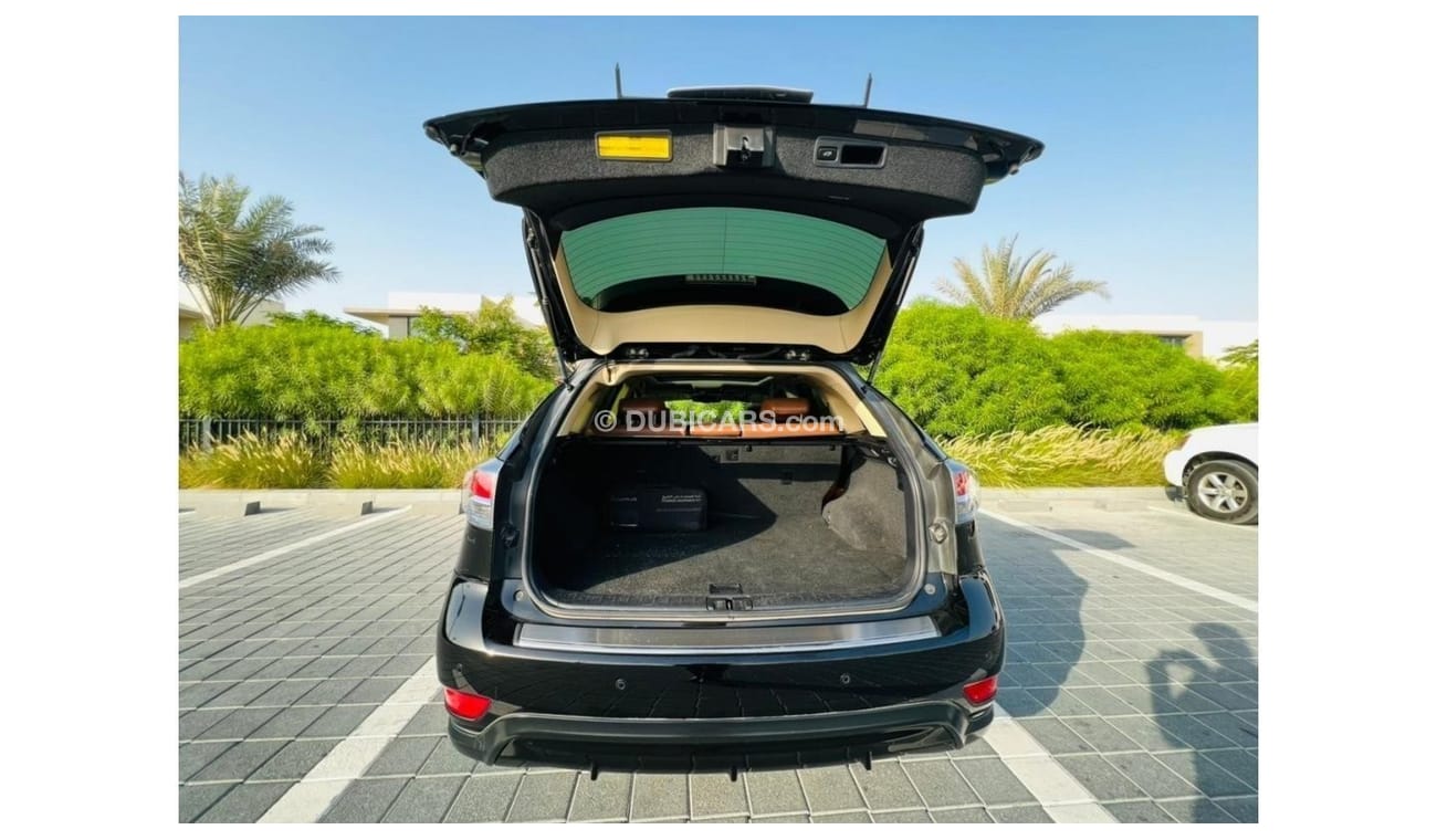 Lexus RX350 Platinum || Panoramic Sunroof || Service History || GCC || Well Maintained