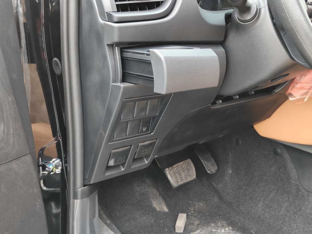 تويوتا فورتونر 2026 Toyota Fortuner 2.4L Diesel AT 4WD GCC Spec