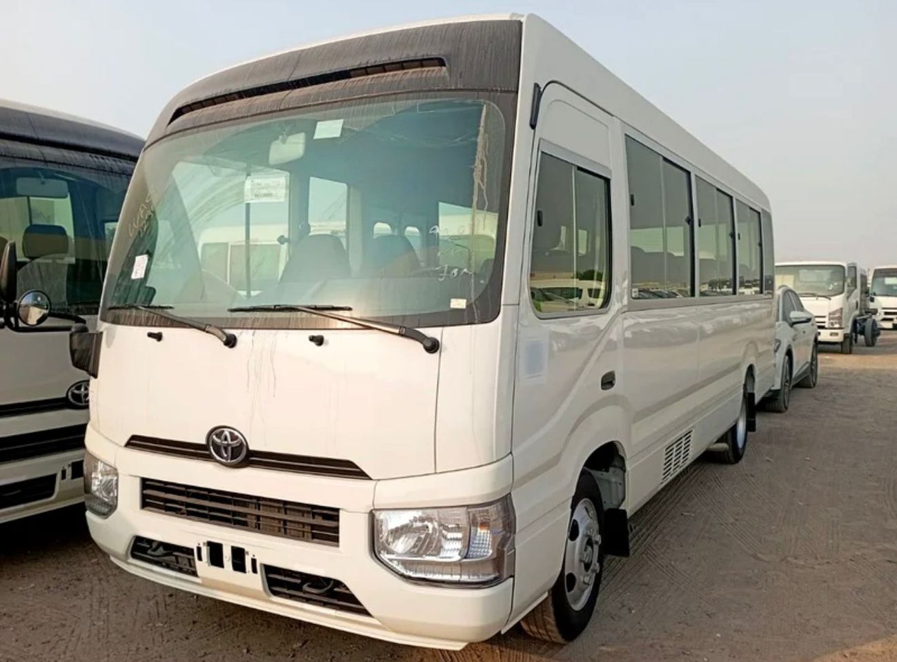 تويوتا كوستر 2.7L (23-Seater)