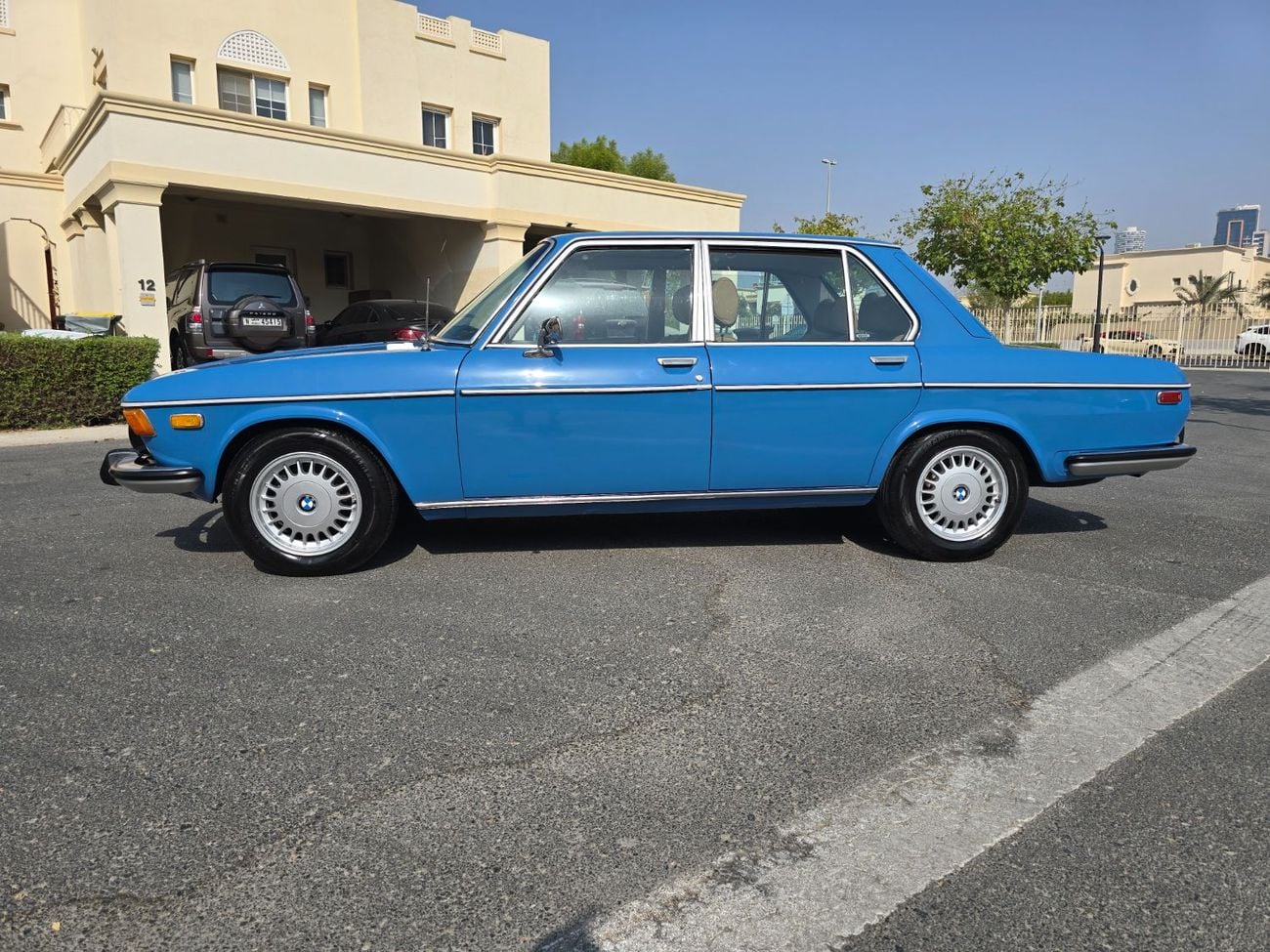 BMW 750i
