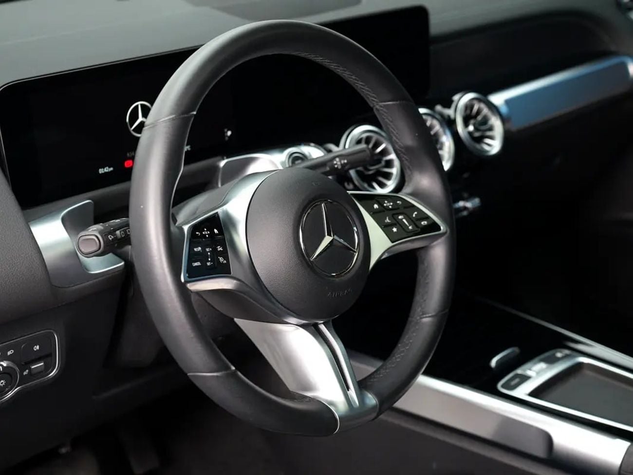 Mercedes Benz GLB200 STD