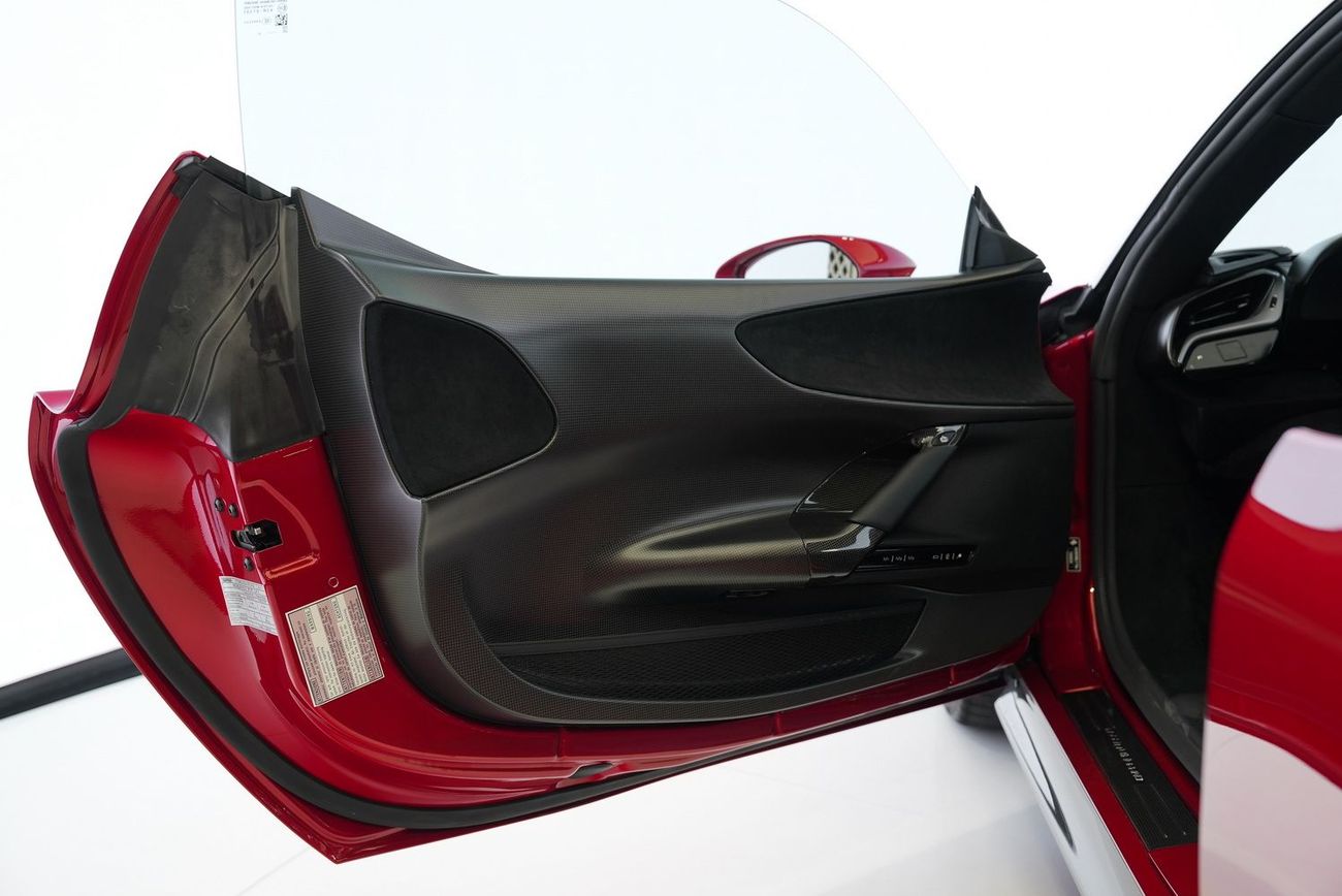 Ferrari SF90 Stradale ASSETTO FIORANO