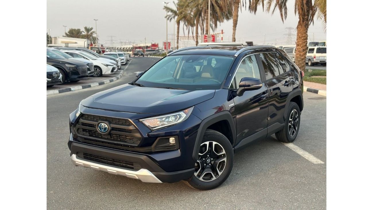 Toyota RAV4 TOYOTA RAV4 XLE HYBRID 2021