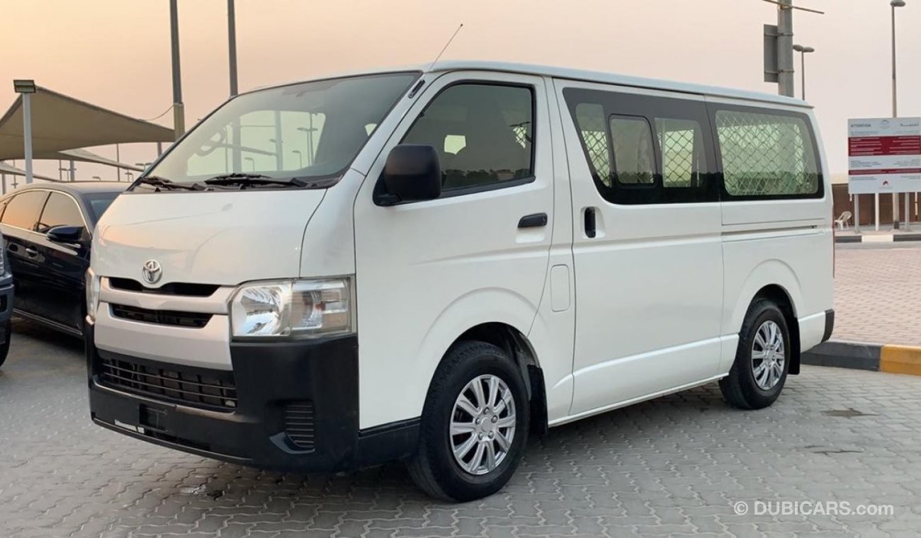 تويوتا هاياس Toyota Hiace 6 Seats Van 2014 Ref# 465