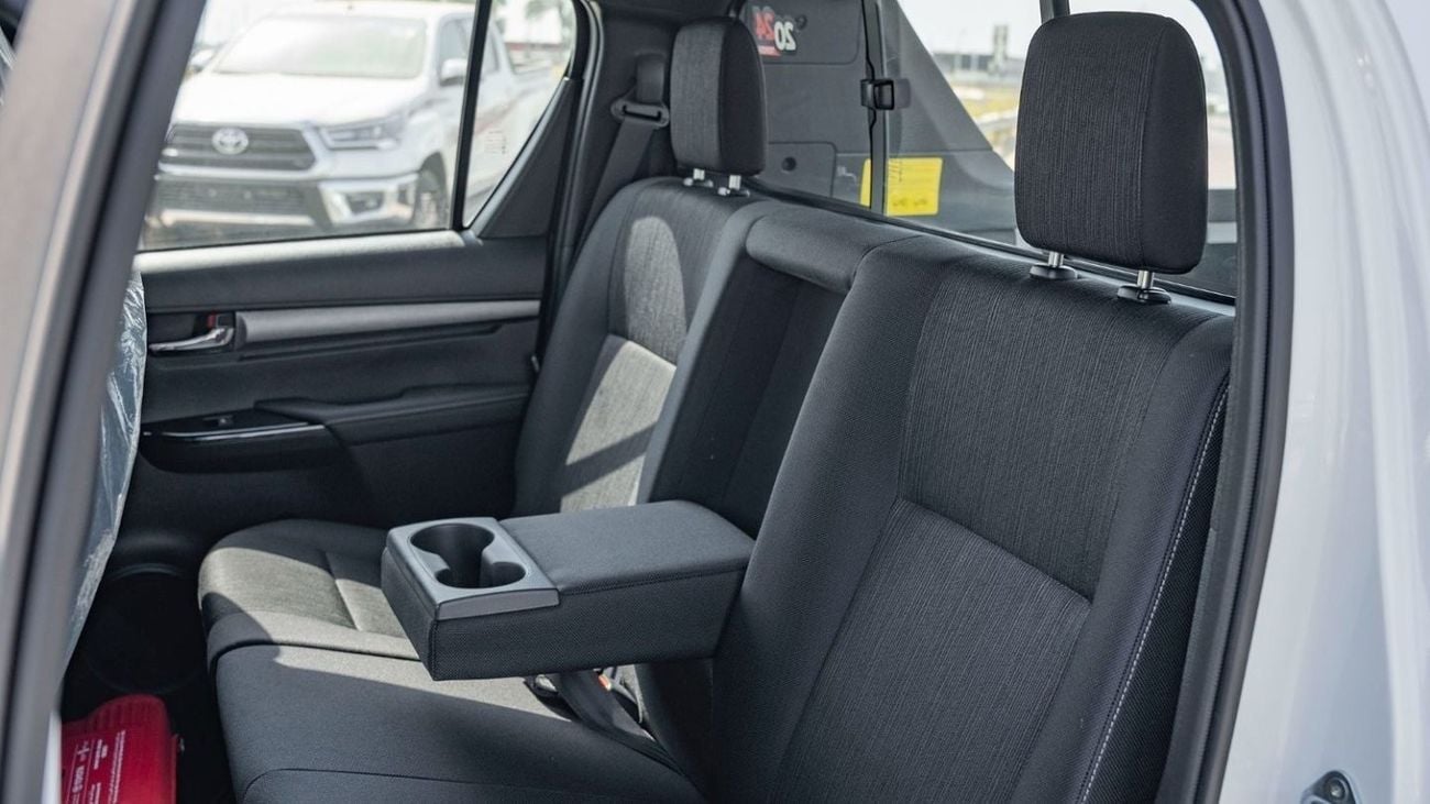 تويوتا هيلوكس 2025 Toyota Hilux Adventure 4.0L petrol AT