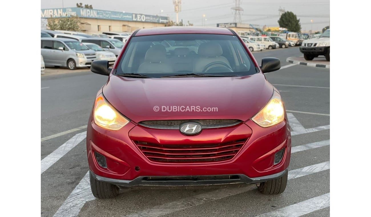 Hyundai Tucson 2013 HYUNDAI TUCSON 2.4L / MID OPTION