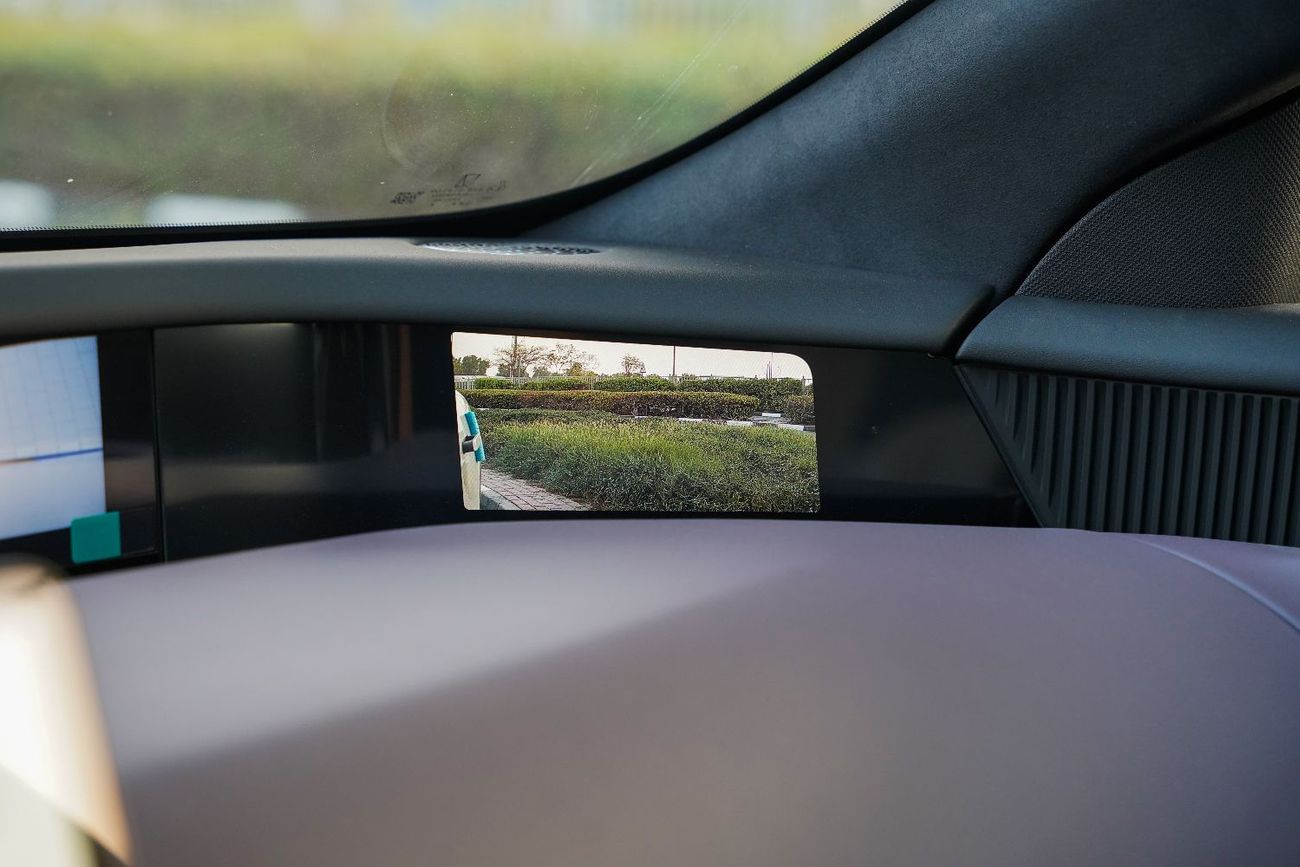 أفاتر 12 2025 AVATR 12 Ultra Extended Range Sedan White 0Km