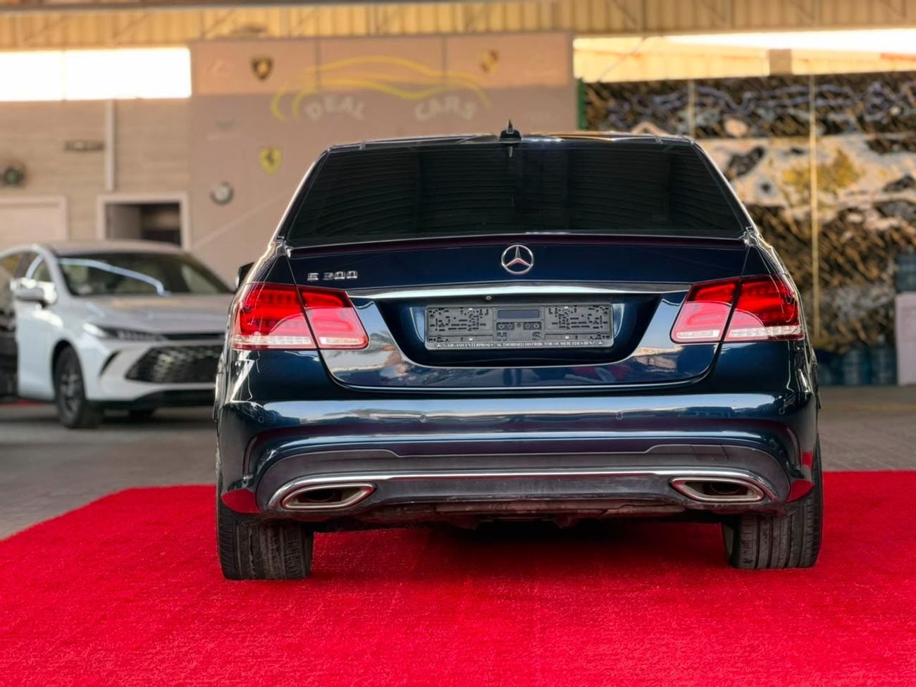 مرسيدس بنز E300 AVANTGARDE SPORT