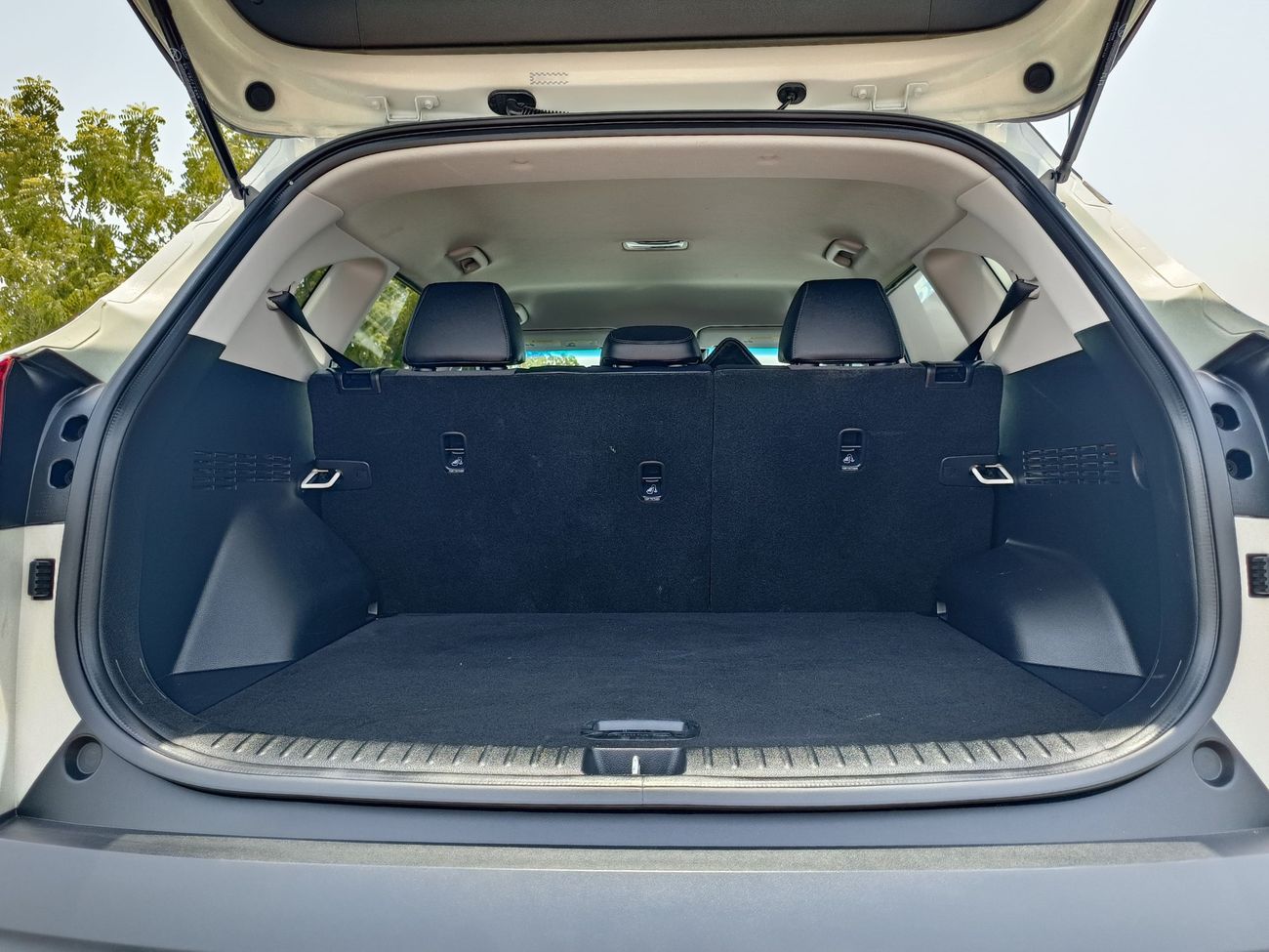 Kia Seltos S DUAL TONE /  1 YEAR WARANTY */ REGISTERATION / INSURANCE FREE (LOT # 75301)