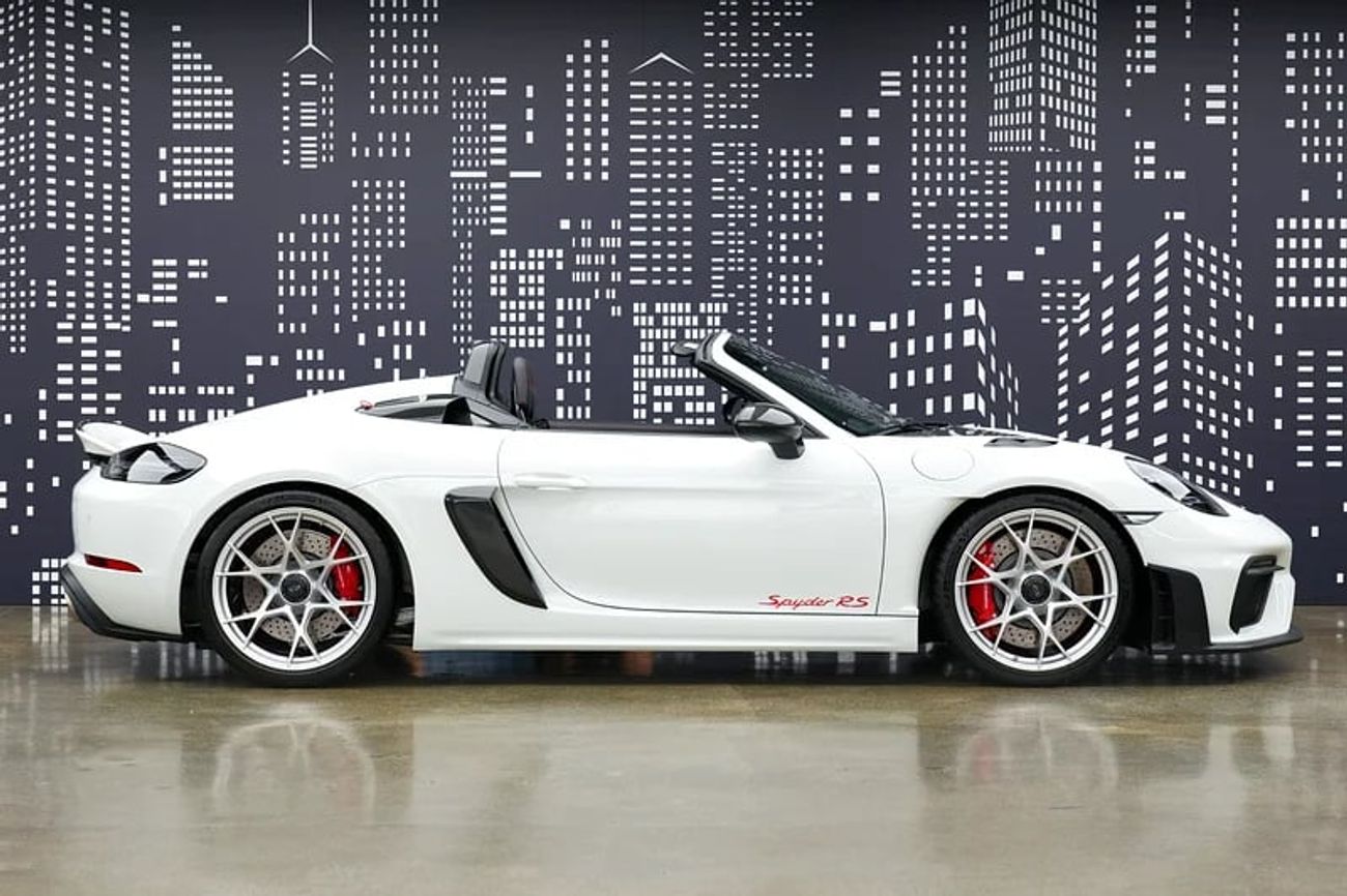 Porsche 718 Spyder RS