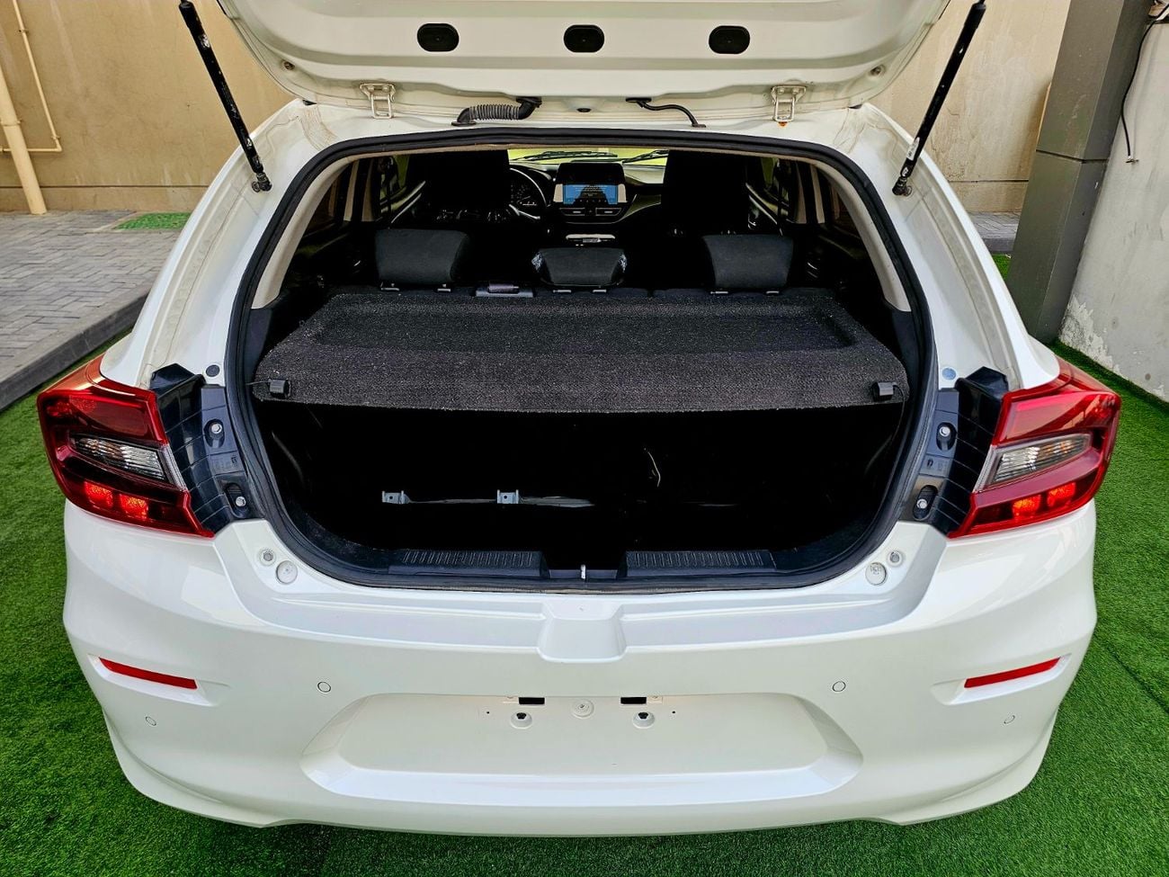 Suzuki Baleno BALENO GLX / 360 CAMERA / GCC / FULLY MAINTAINED