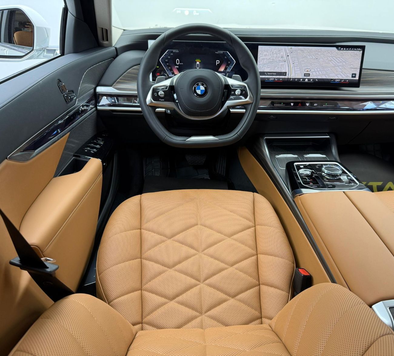 بي أم دبليو 735i *Brand New* 2025 BMW 735i Exclusive Pure, 2030 BMW Warranty + Service Pack, Delivery Kms, GCC