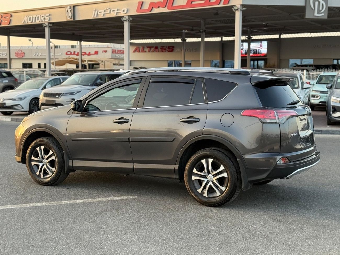 Toyota RAV4 TOYOTA RAV4 2017 4WD