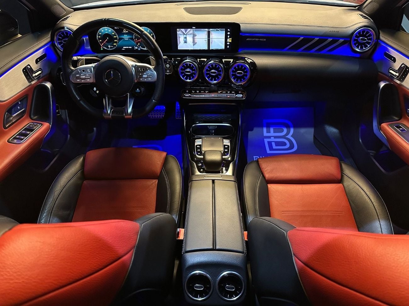 Mercedes-Benz A 35 AMG Premium 2.0L