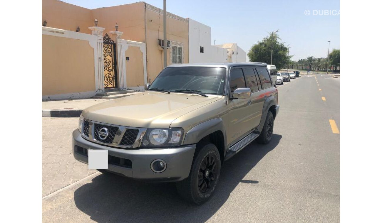 Nissan Patrol Super Safari