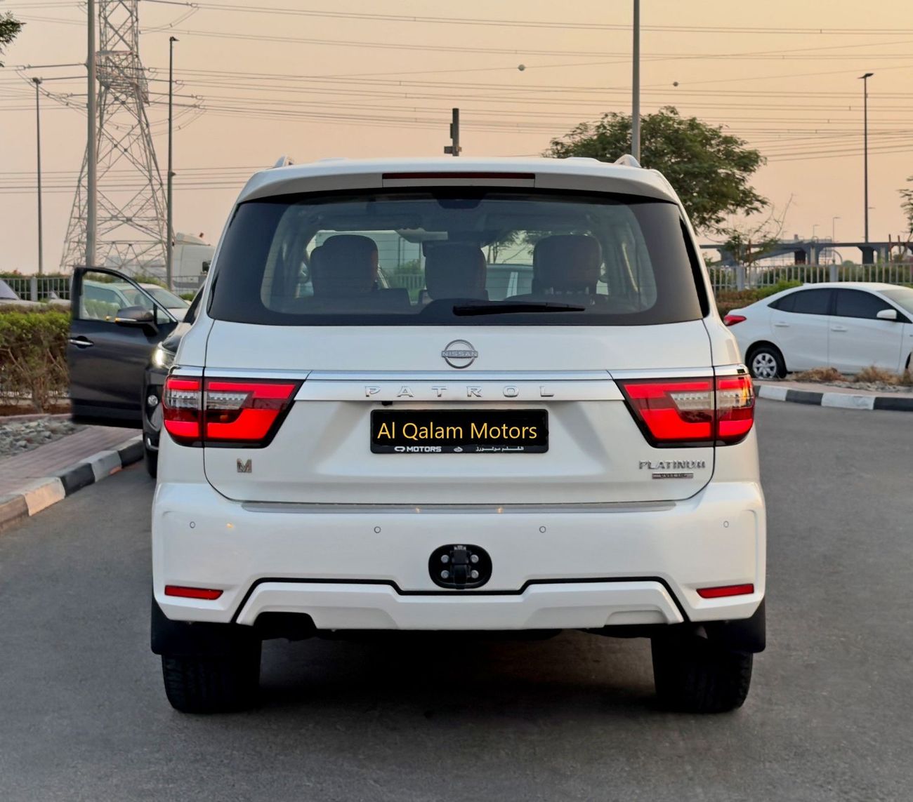 Nissan Patrol LE Platinum 5.6L 2024 Nissan Patrol LE V8 Platinum, Dealer Warranty, GCC Specifications