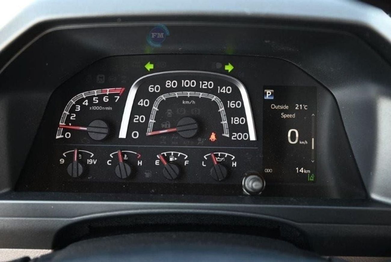 تويوتا لاند كروزر 70 76 Hardtop G 4.0L Petrol 5 Seater Automatic