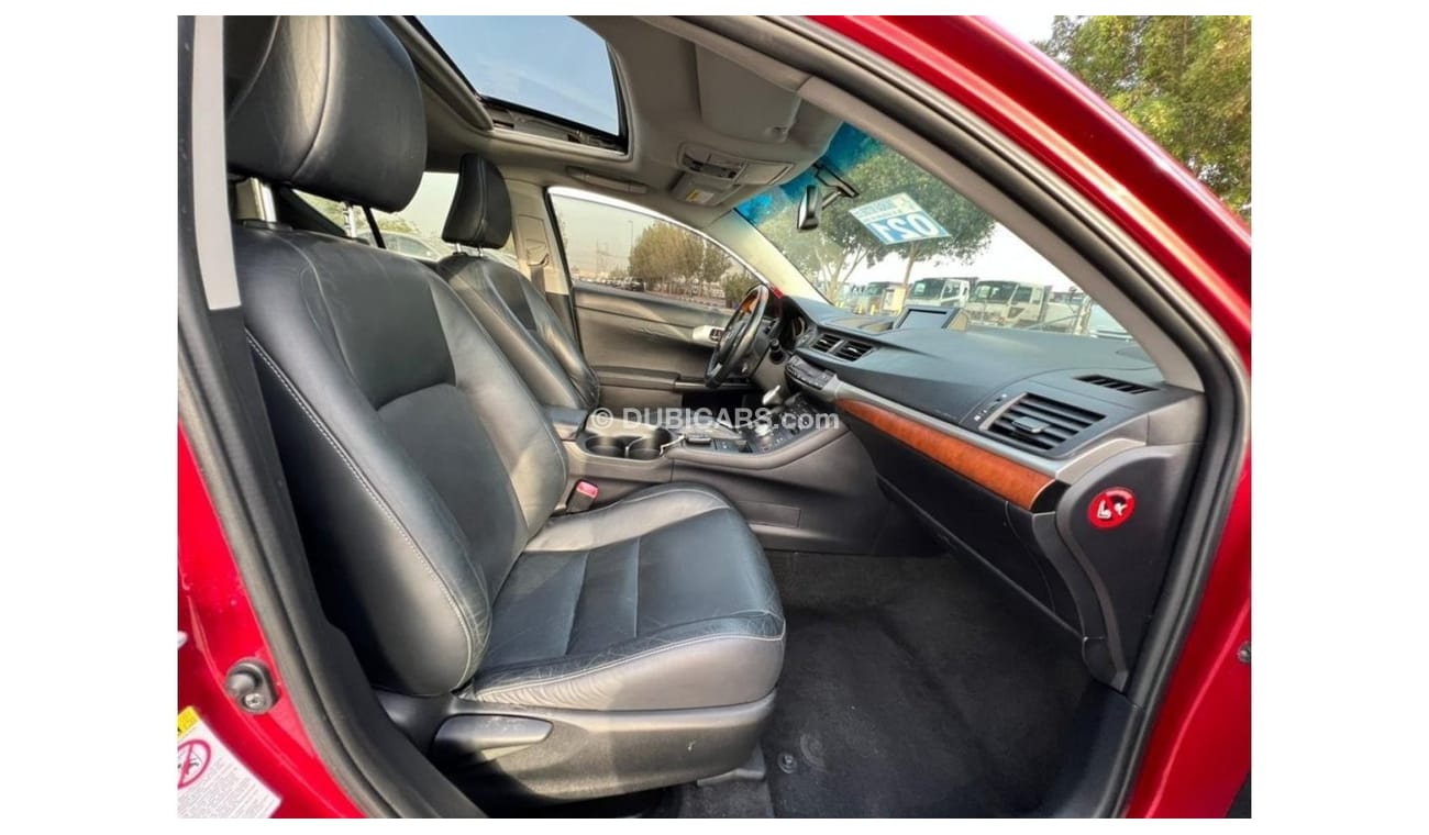 Lexus CT 200h 2011 Lexus CT 200H Hybrid Full Option Very Well Maintained Vehicle