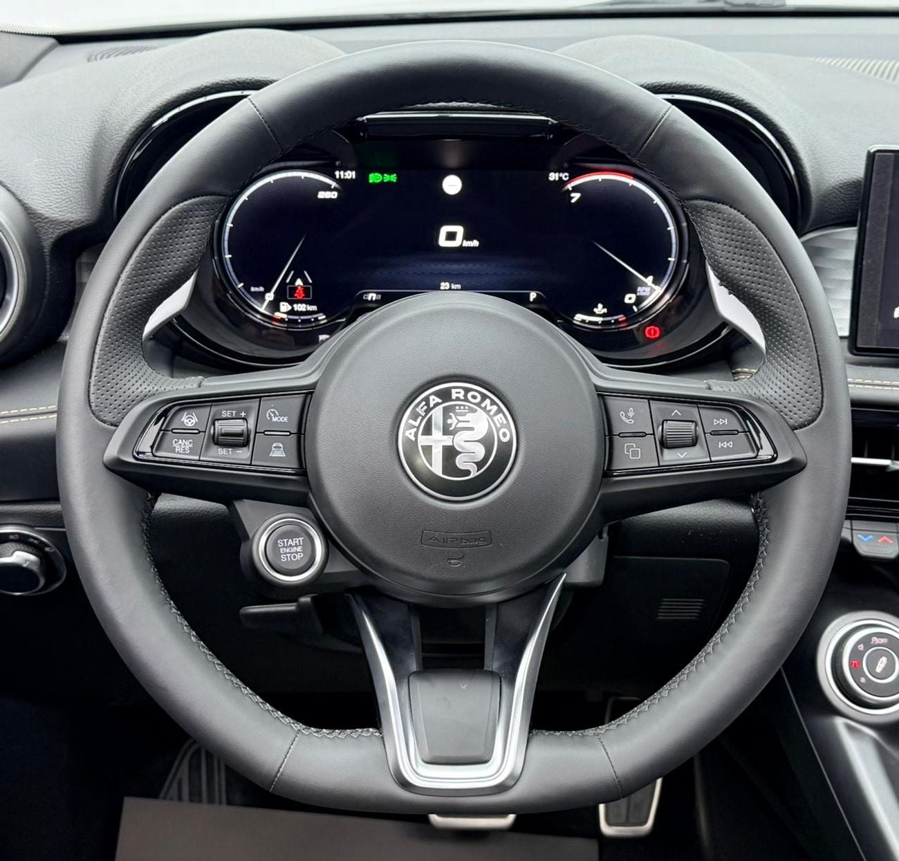 ألفا روميو تونالي 2025 Alfa Romeo Tonale Veloce, 5 Years Alfa Warranty + Service Pack, Delivery Kms, Fully Loaded, GCC