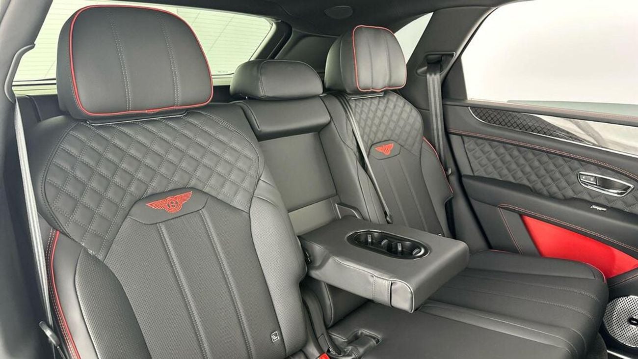 بنتلي بينتايجا 4.0 V8 S Black Edition Auto 4WD Euro 6 (s/s) 5dr (EXPORT ONLY)