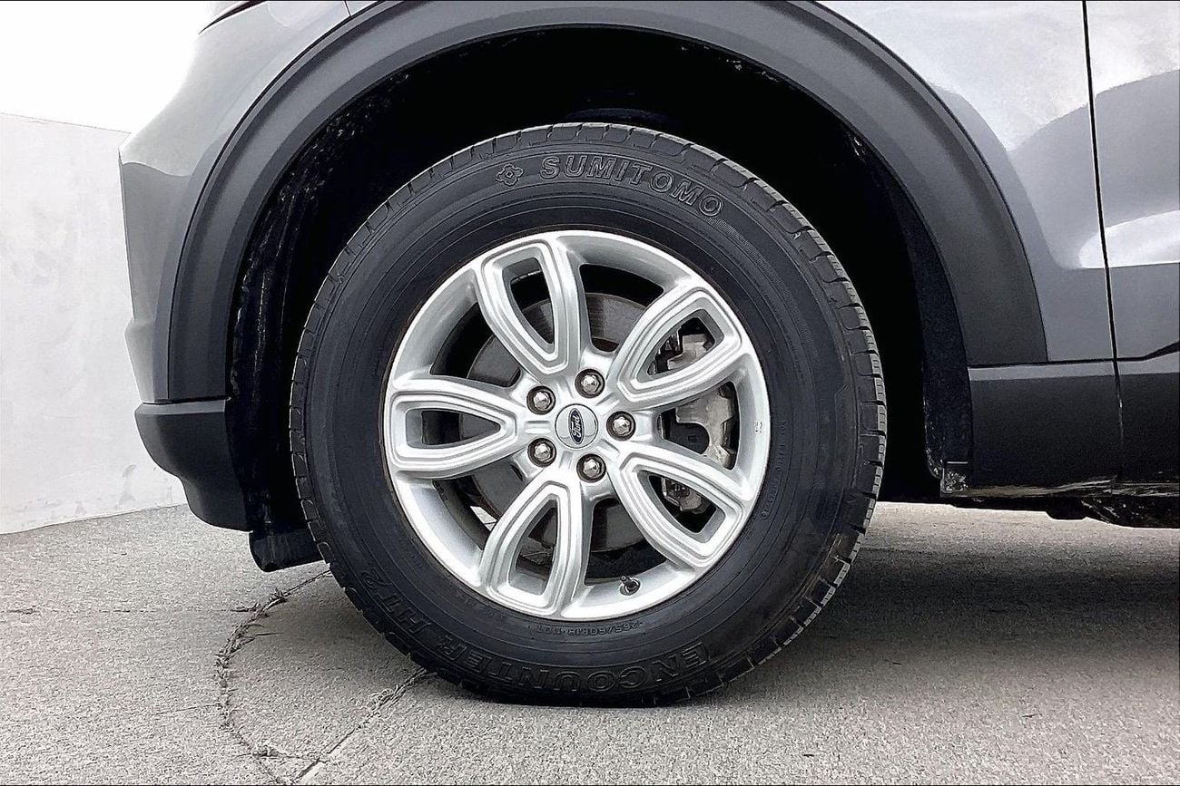 Ford Explorer 3.3 AUTO 4WD BASE CLTH | Guaranteed Warranty | 0 Down Payment