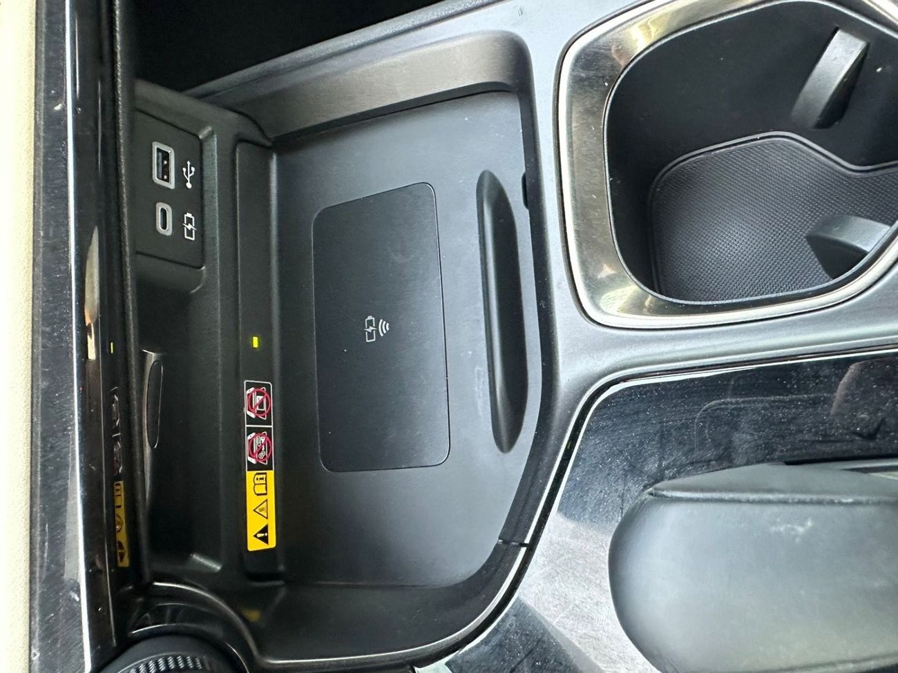 لكزس NX350 Nx350 premium 4x4 full option