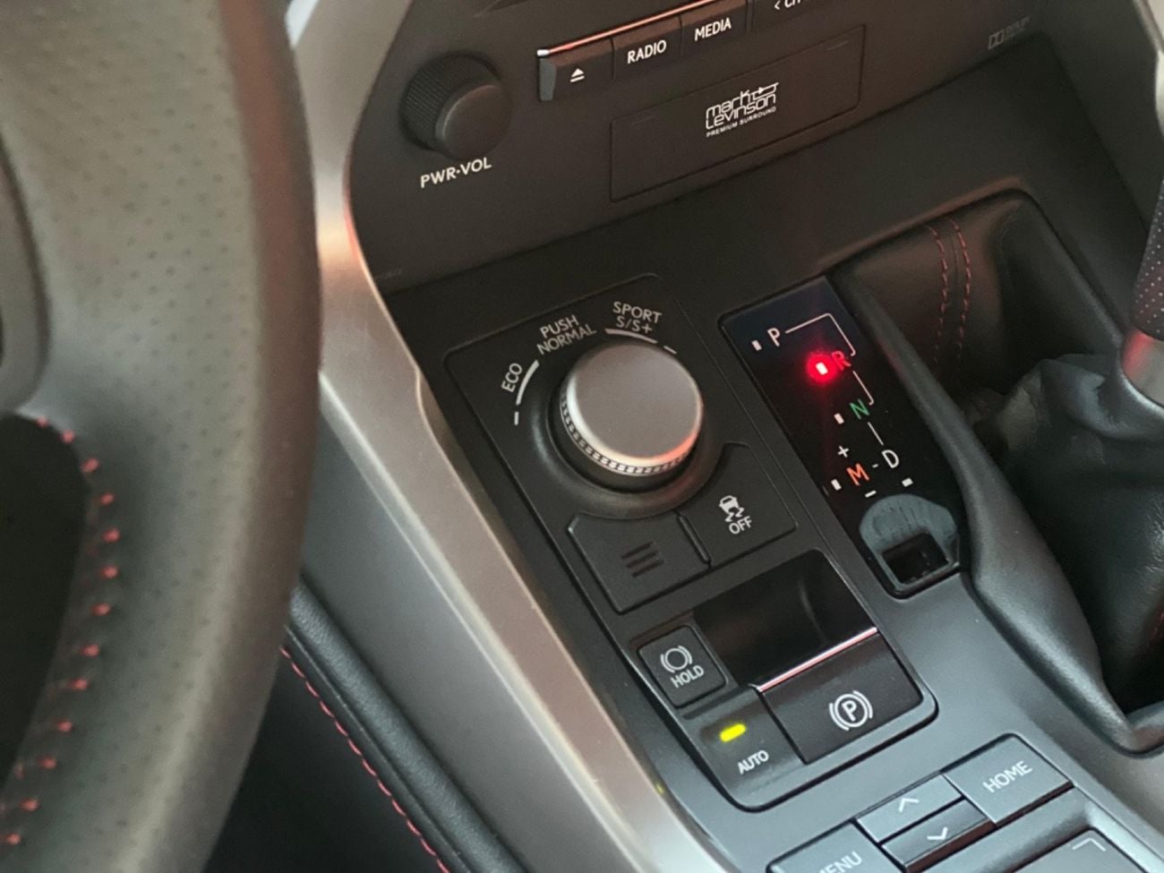 Lexus NX200t F Sport 2.0L