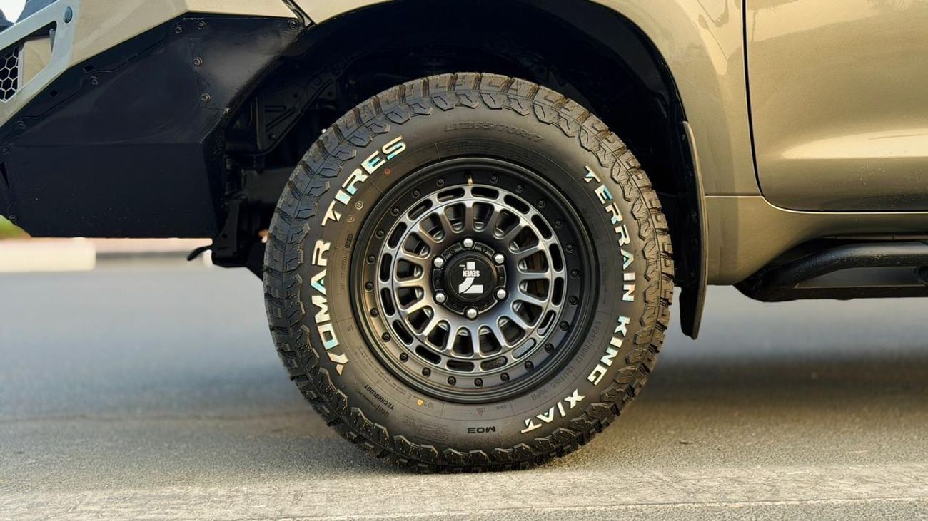 Toyota Prado OFF ROAD MODIFIED | MANUAL TRANSMISSION | AWNING CAMPING TENT | PUSH START | 2.8L DIESEL | RHD