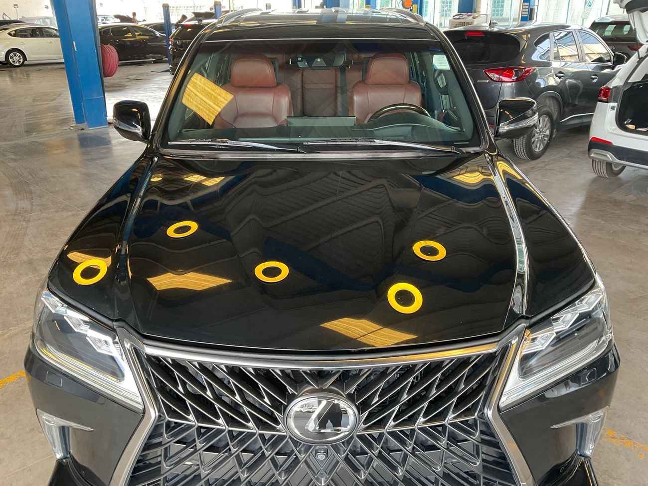 لكزس LX 570 Platinum | upto AED 20,000 Ramadan Discount | شامل الضمان | 0 ﺪﻔﻋﺓ ﺃﻮﻟﻯ