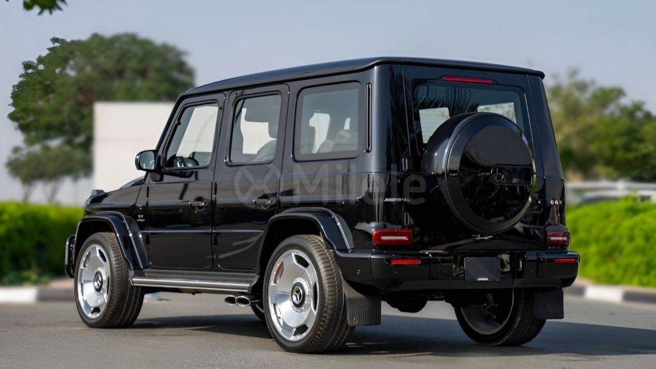 Mercedes Benz G63 AMG Full Carbon / Night Package / Maybach Rim