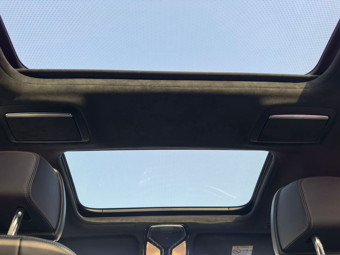 بي أم دبليو 740Li 3.0 لتر TwinPower Turbo - عدد 6 سلندر ناقل الحركة: أوتوماتيك من 8 سرعات (Steptronic)
