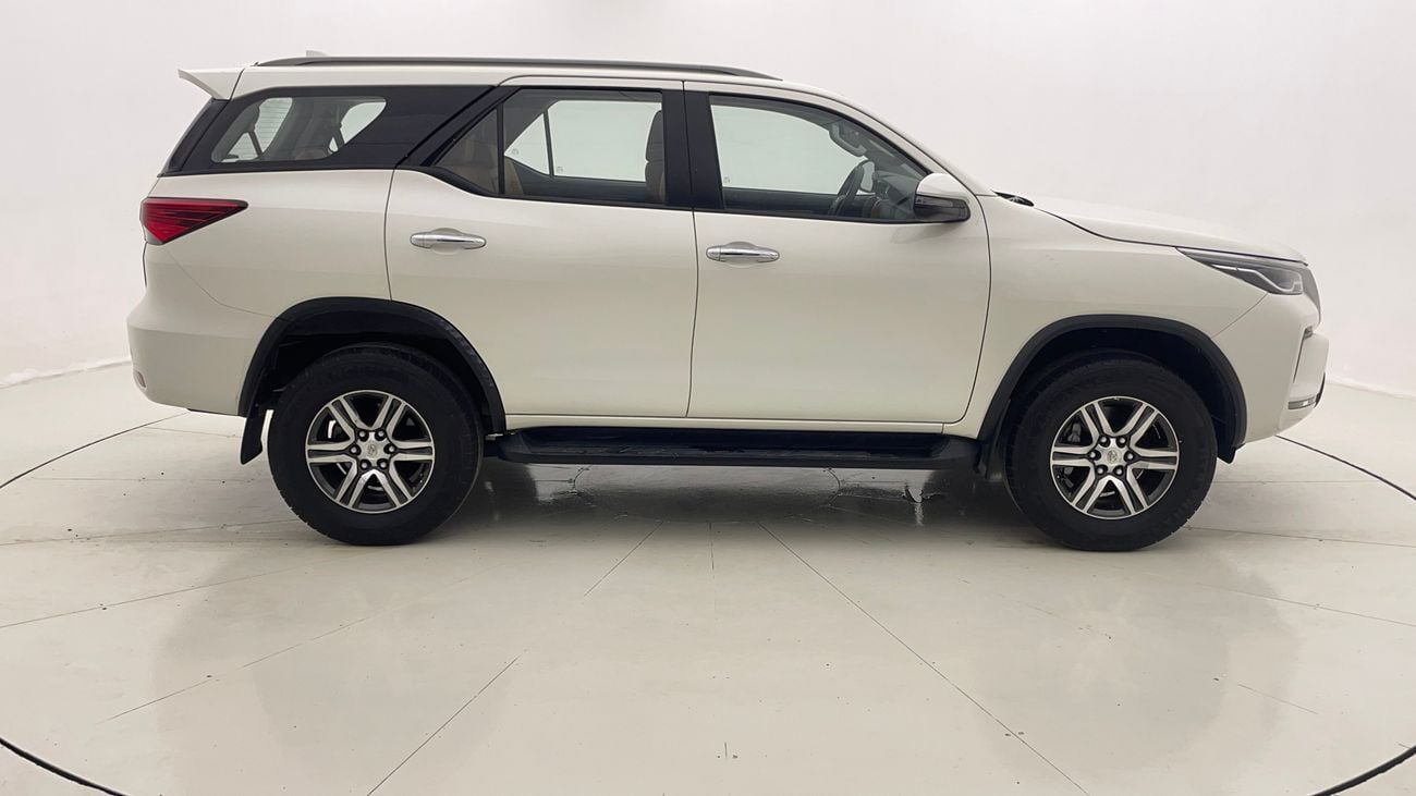 تويوتا فورتونر EXR 2.7 | بدون دفعة مقدمة | اختبار القيادة في المنزل