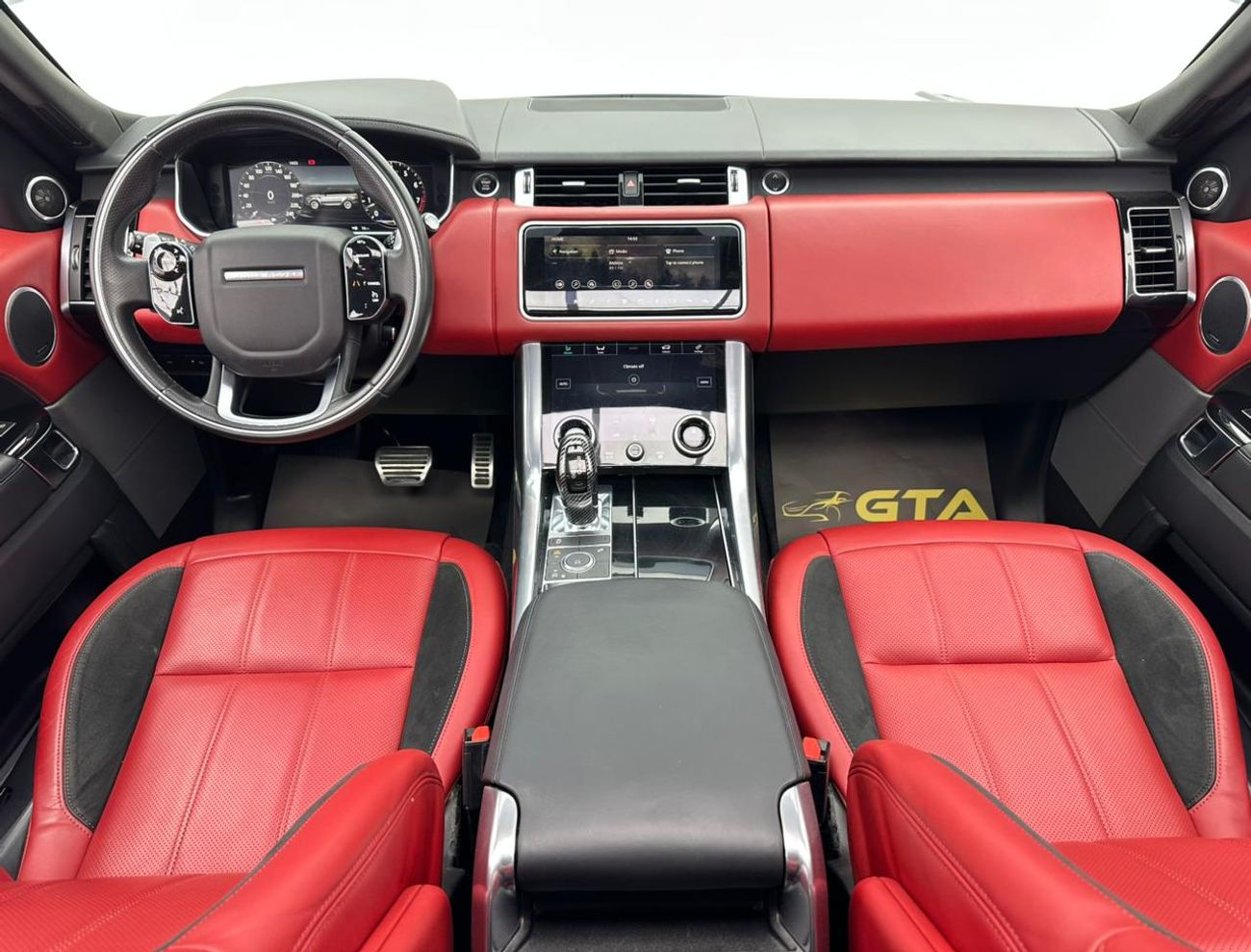 Land Rover Range Rover Sport HSE 3.0L (340 HP) 2018 Range Rover Sport HSE, Service History, Excellent Condition, GCC