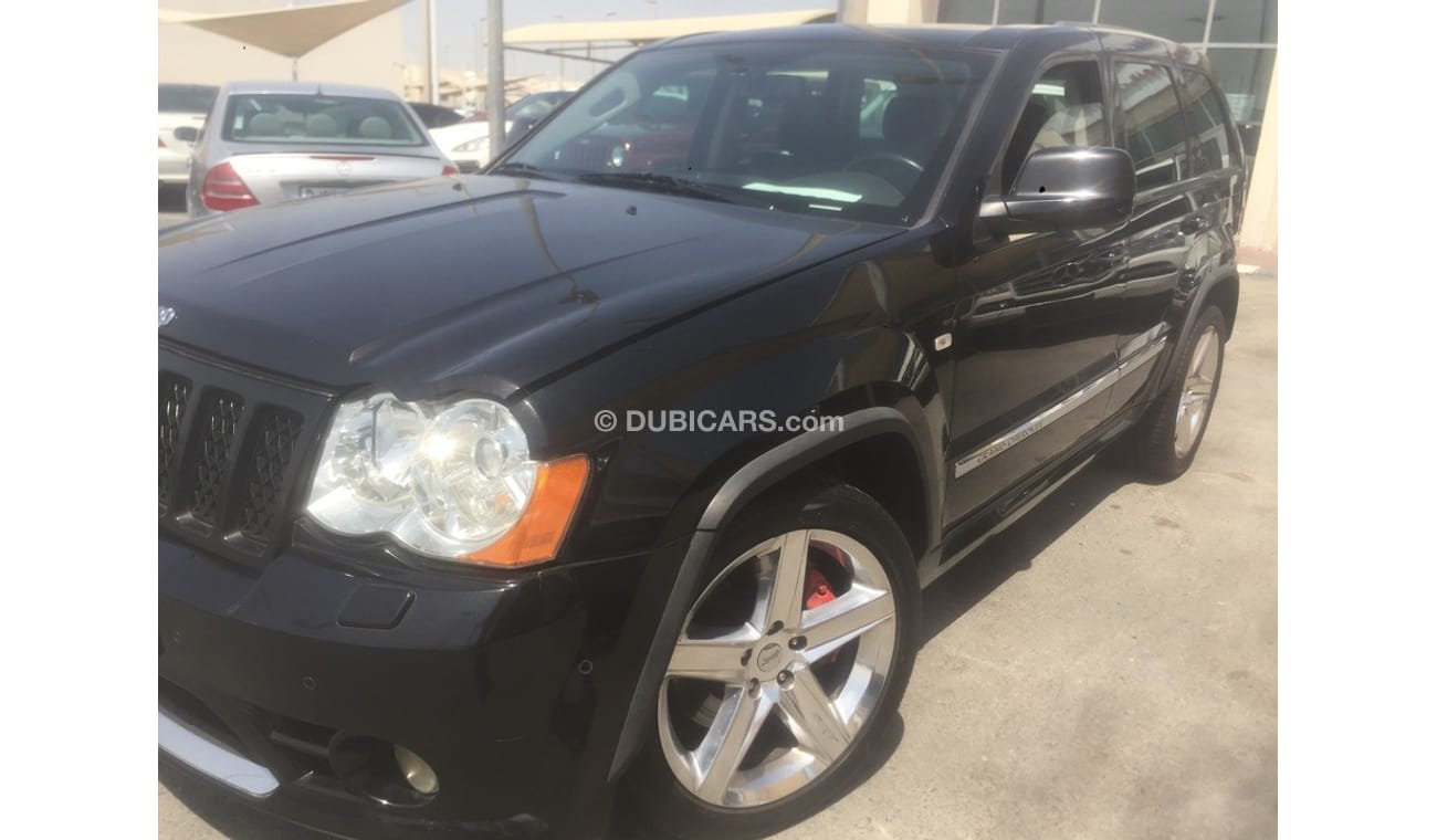 Jeep Grand Cherokee SRT