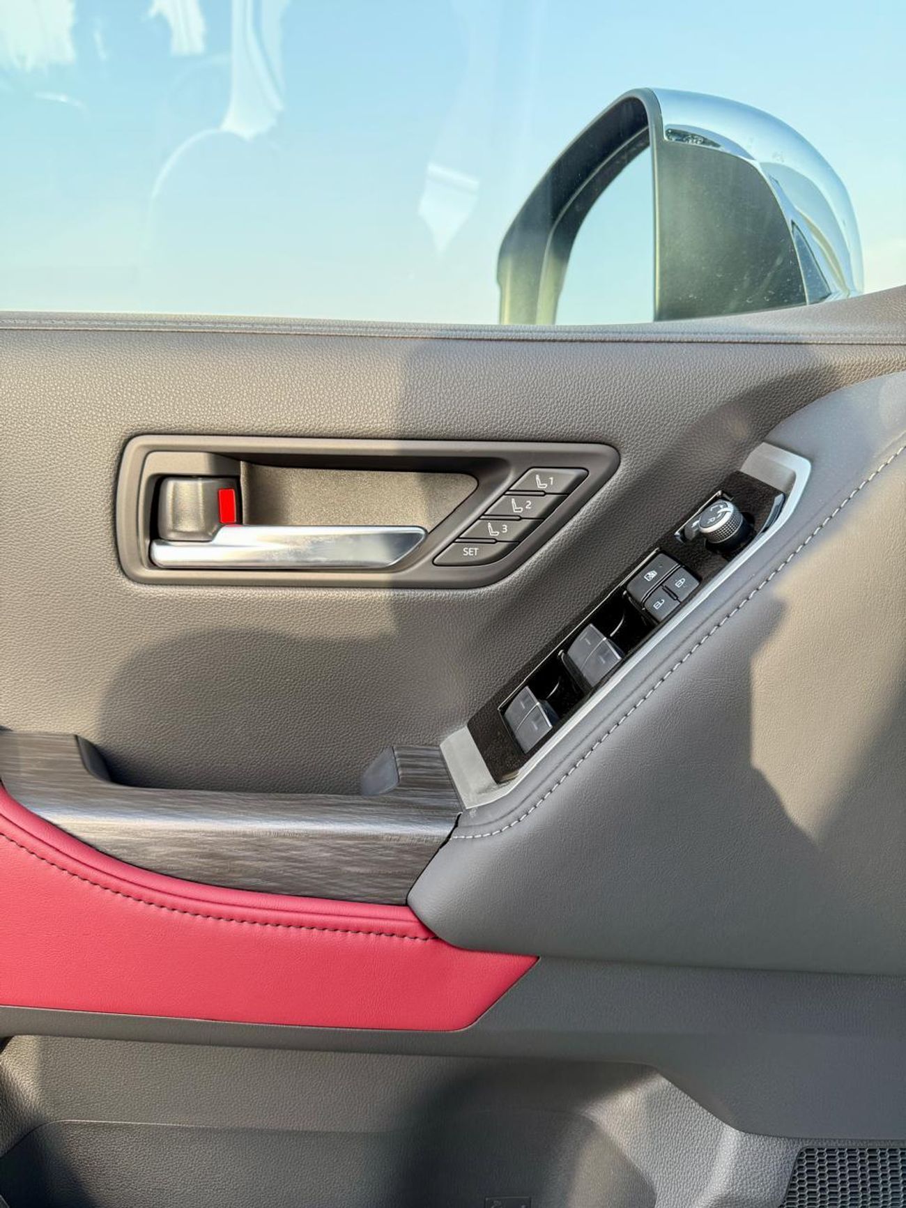 Toyota Land Cruiser VXR 3.5L